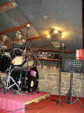 Studio (12).JPG (119461 byte)